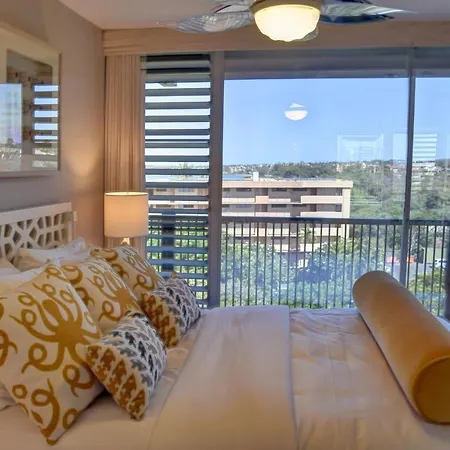 Mana Kai 711C Apartment